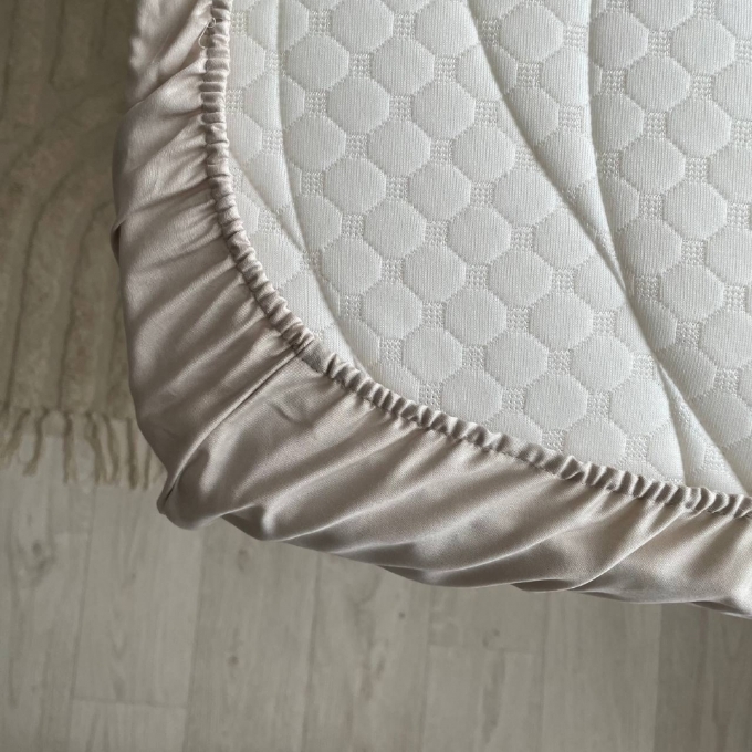 Set lenjerie de schimb pentru patut bebe din 3 piese Velvet gri